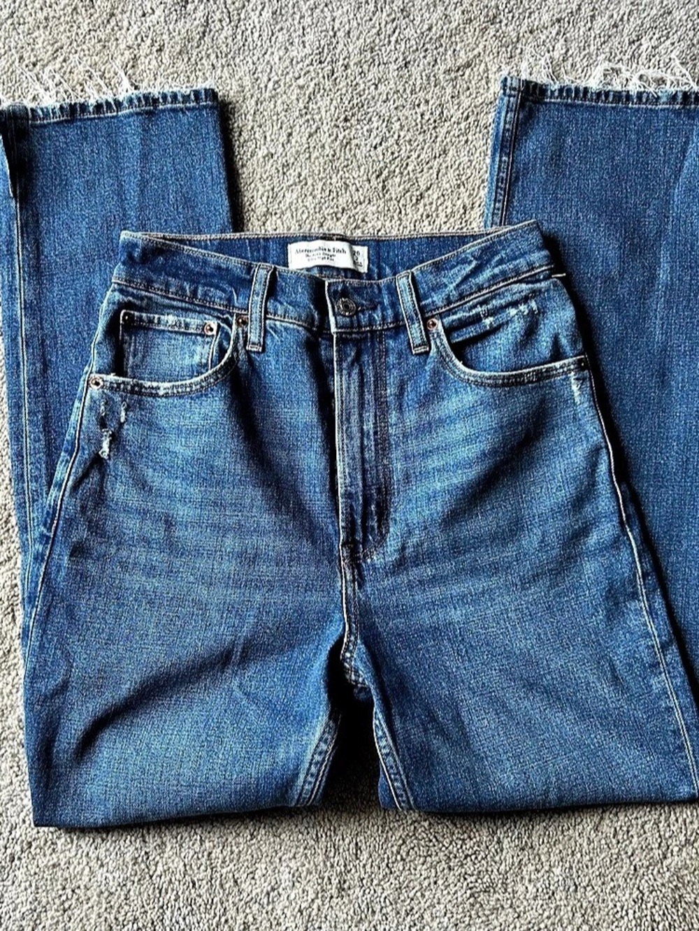 Abercrombie & Fitch The Ankle Straight Ultra High Rise Distressed Blue Waist 26